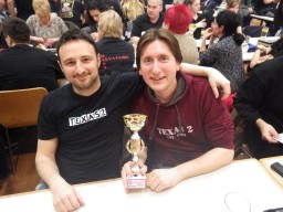 Da ist das Ding.... - Pokal,Sieg,Erik,Michi