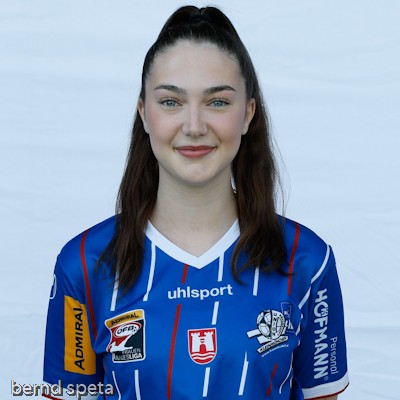 Jäger Leonie, © Bernd Speta Jäger Leonie
